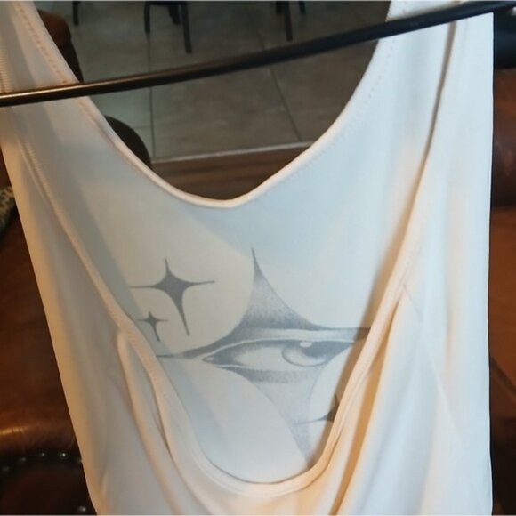 White Cream Color  Graphic Tank Top - Picture 6 of 7
